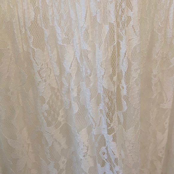 Catherines Gorgeous Lace Top PLUS Size - Picture 5 of 5